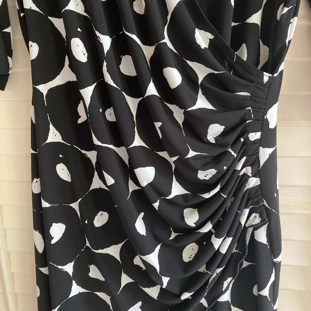 Joseph Ribkoff dress.  Black and white
